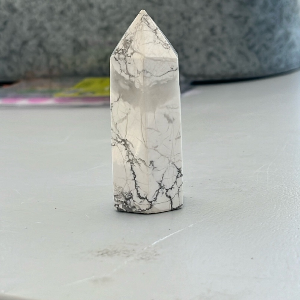 Howlite